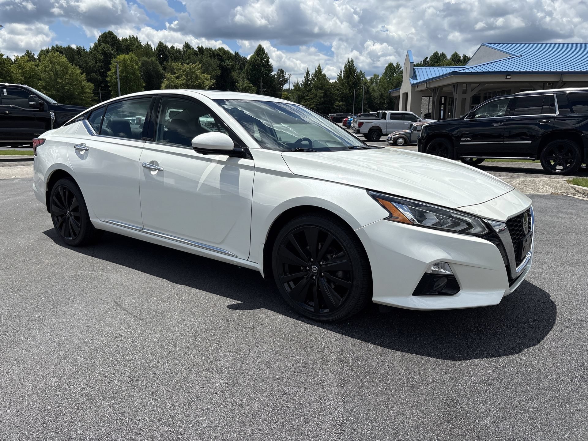 Used 2022 Nissan Altima 2.5 Platinum AWD/4WD image 26