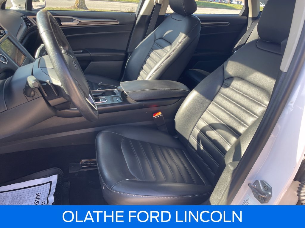 Certified 2019 Ford Fusion SEL FWD image 19