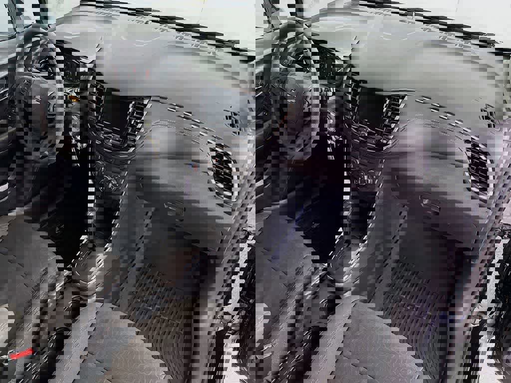 Used 2020 Chevrolet Trax LS w/ Tint and Cruise Package image 31