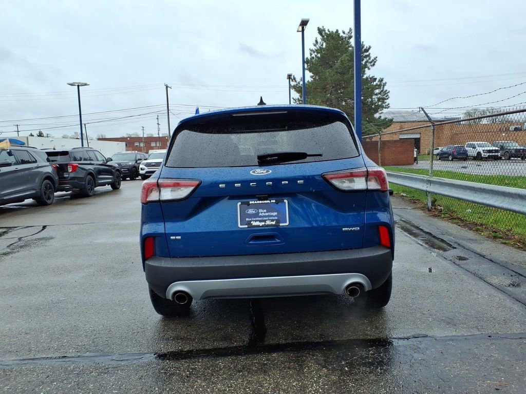 Certified 2022 Ford Escape SE image 7