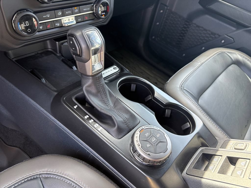 Certified 2025 Ford Bronco Outer Banks AWD/4WD image 18