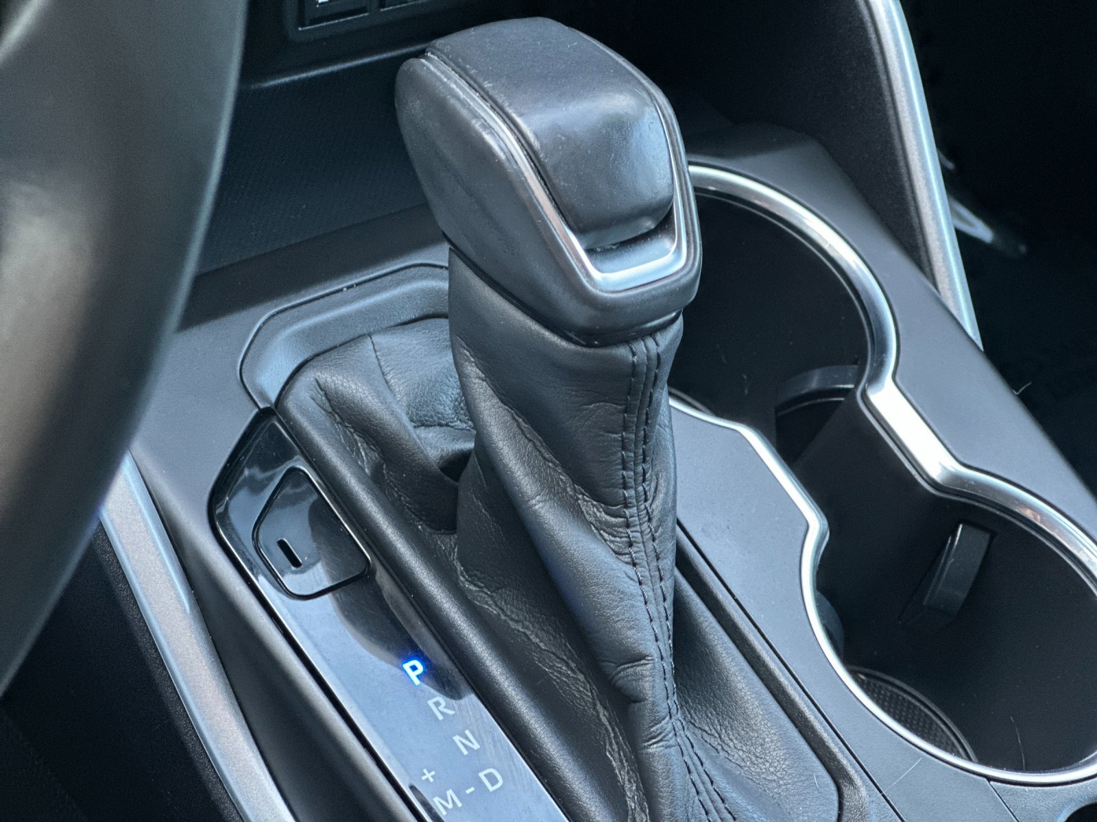 Used 2020 Toyota Highlander XLE image 23