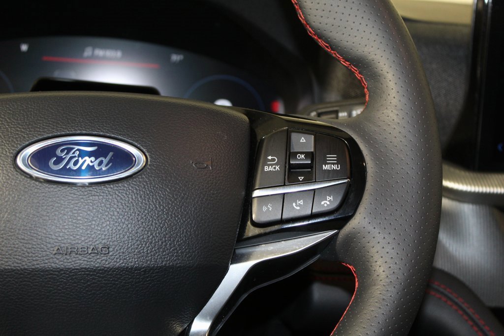 Certified 2025 Ford Explorer ST-Line w/ ST-Line Street Pack image 17