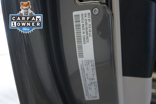 Used 2022 Chrysler Pacifica Touring-L image 18