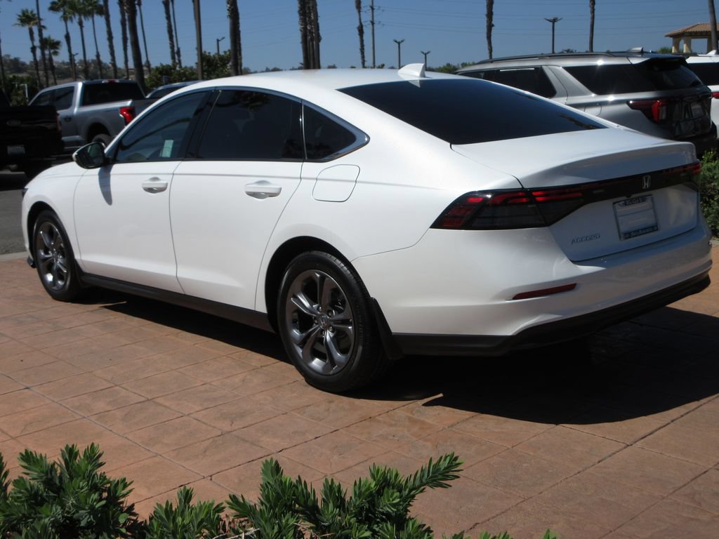 Used 2023 Honda Accord EX image 2