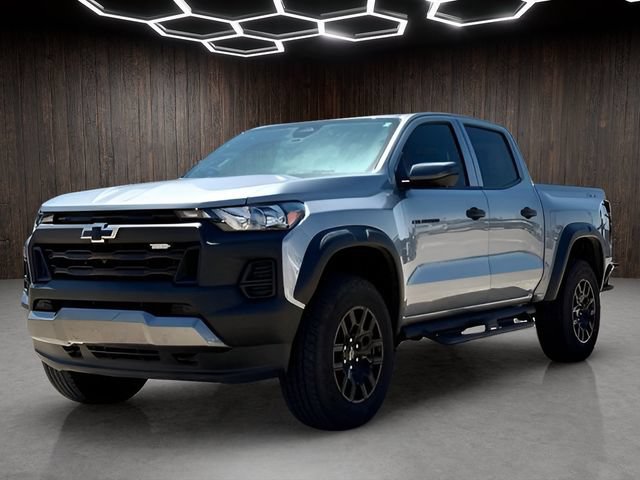 Used 2025 Chevrolet Colorado Trail Boss AWD/4WD image 4