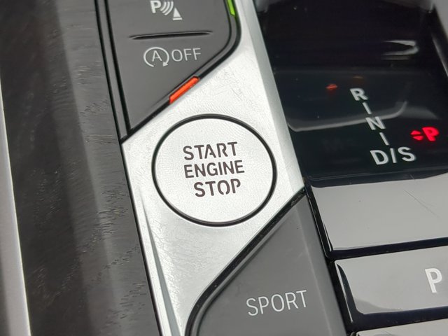 Used 2024 BMW 330i Sedan RWD image 27