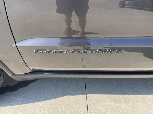 Used 2020 Jeep Grand Cherokee Limited AWD/4WD image 37