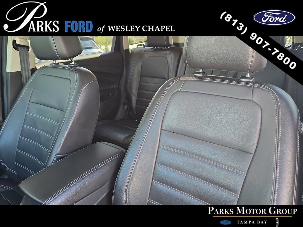 Certified 2017 Ford Escape SE w/ SE Leather Comfort Package image 19