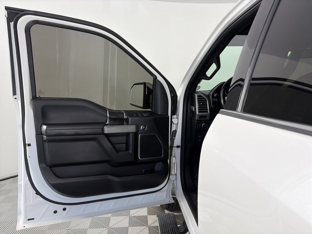 Certified 2018 Ford F150 Platinum w/ Equipment Group 701A Luxury AWD/4WD image 10