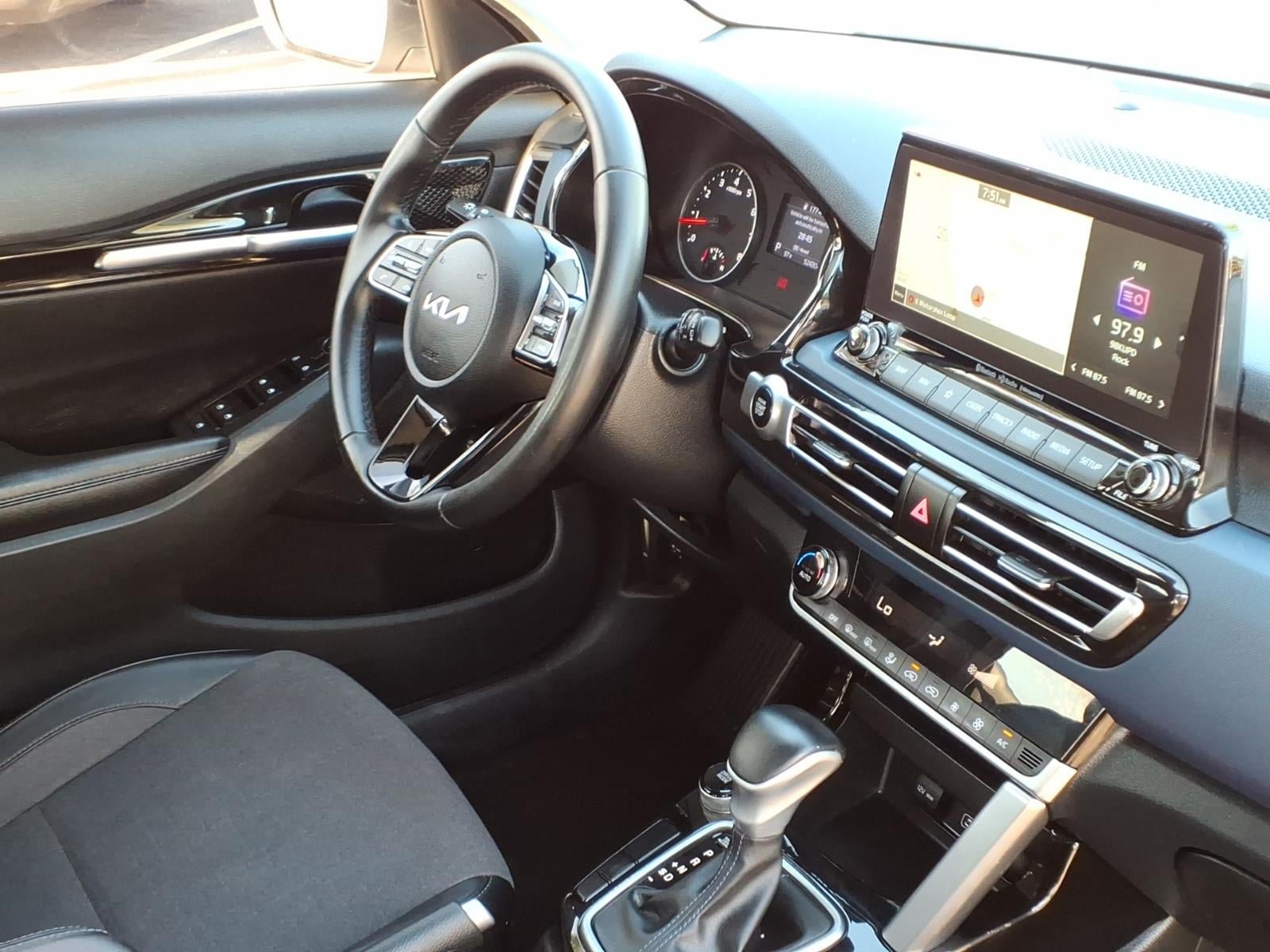 Used 2022 Kia Seltos S FWD image 9