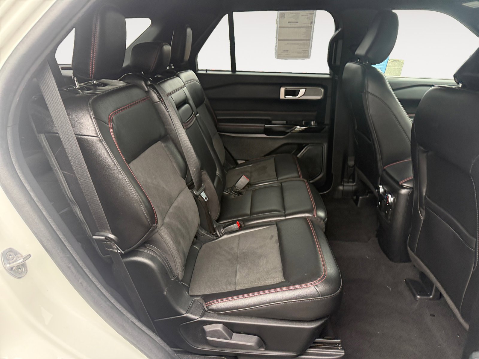 Certified 2022 Ford Explorer ST-Line image 18