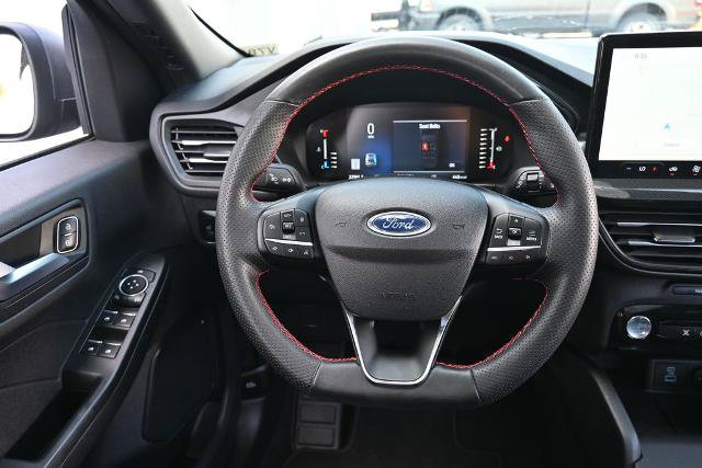 Certified 2023 Ford Escape ST-Line w/ Tech Pack #1 FWD image 31