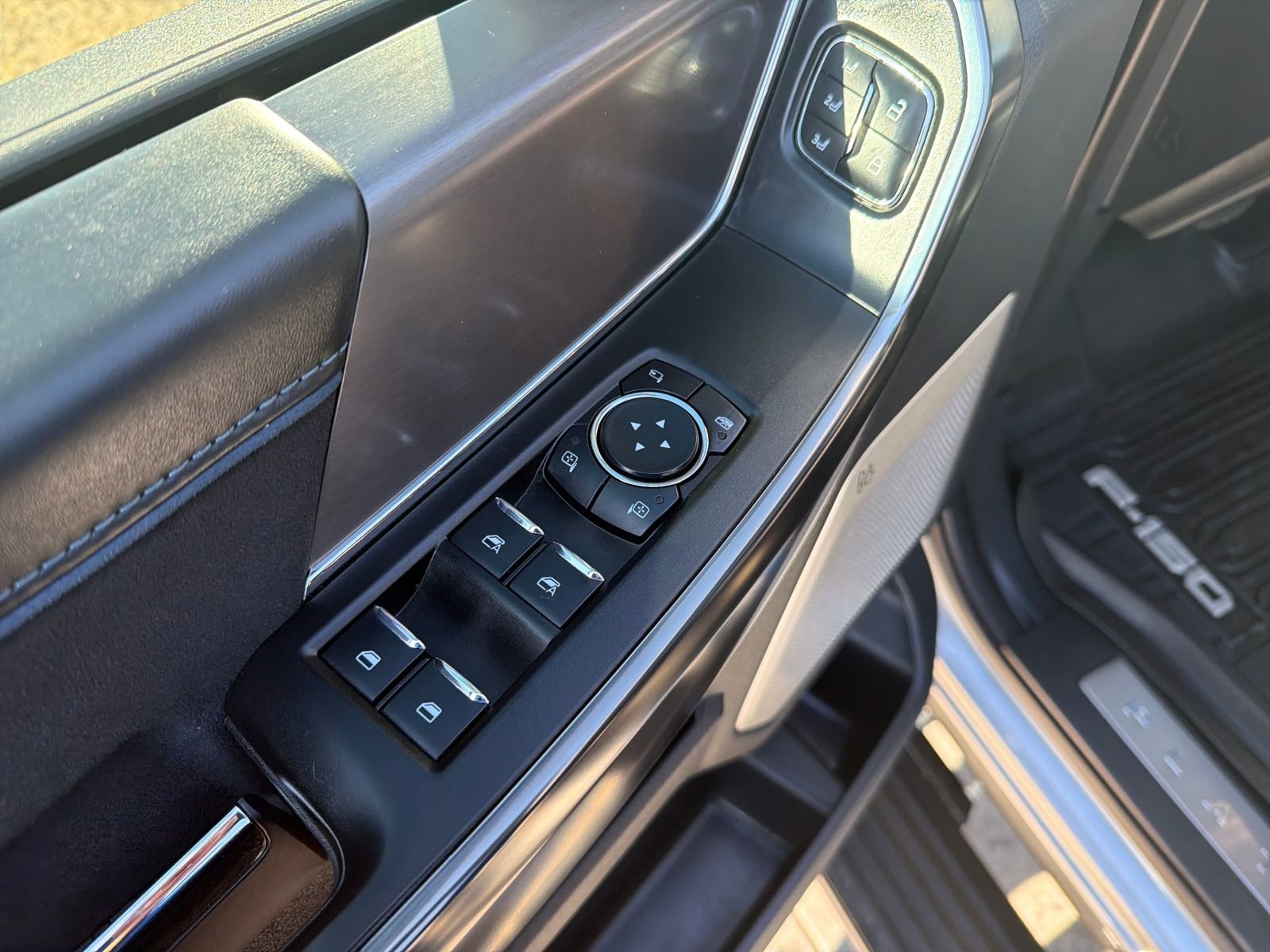 Certified 2024 Ford F150 Platinum w/ Equipment Group 702A High image 12