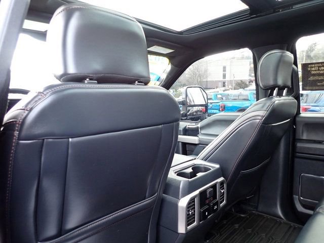 Certified 2022 Ford F350 Platinum w/ FX4 Off-Road Package AWD/4WD image 18