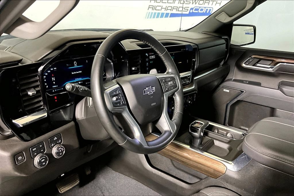 Used 2023 Chevrolet Silverado 1500 RST w/ Convenience Package II AWD/4WD image 10