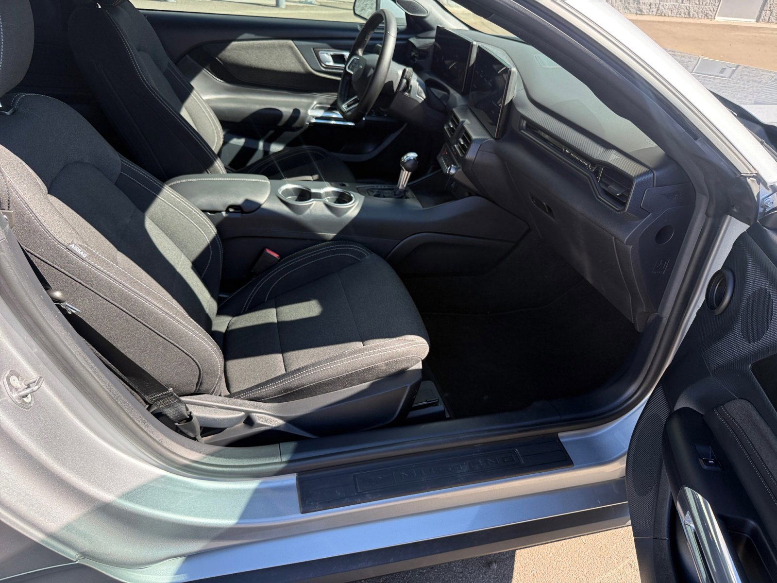 Certified 2024 Ford Mustang Coupe image 30