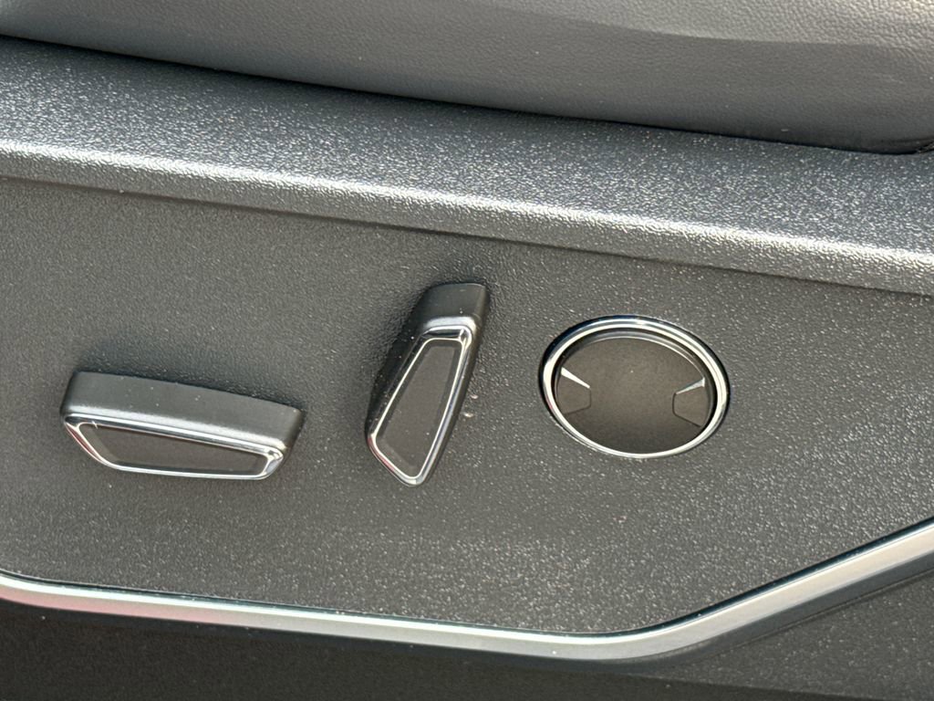 Certified 2024 Ford F150 Raptor image 29