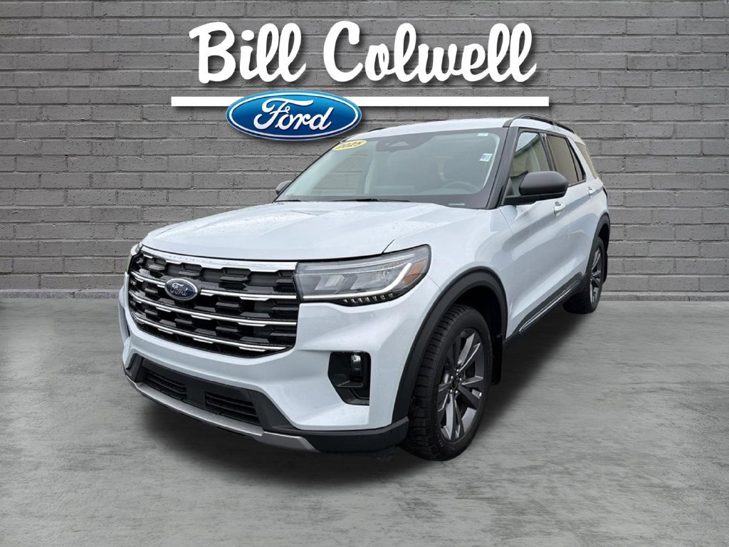Certified 2025 Ford Explorer Active w/ Active Comfort Package AWD/4WD image 9