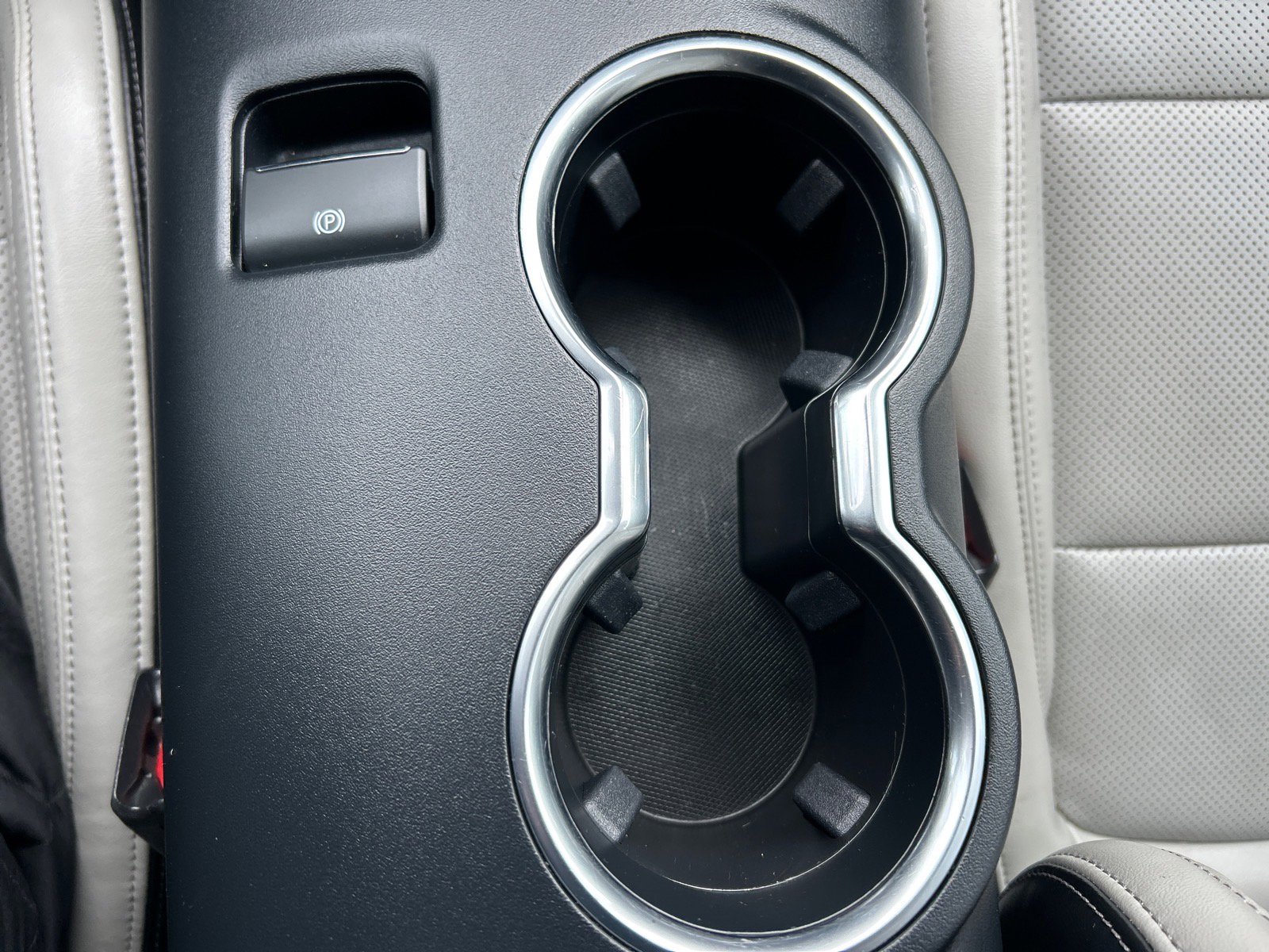 Certified 2024 Ford Mustang Premium image 26