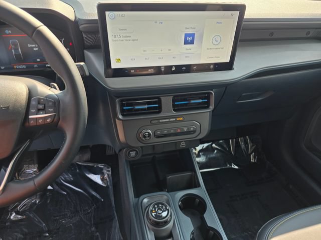 Certified 2025 Ford Maverick Lobo AWD/4WD image 22