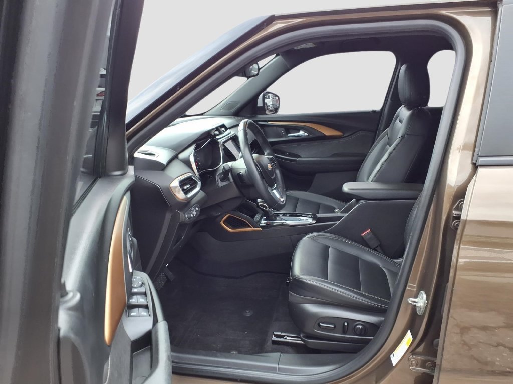 Used 2021 Chevrolet TrailBlazer ACTIV w/ Sun and Liftgate Package AWD/4WD image 25
