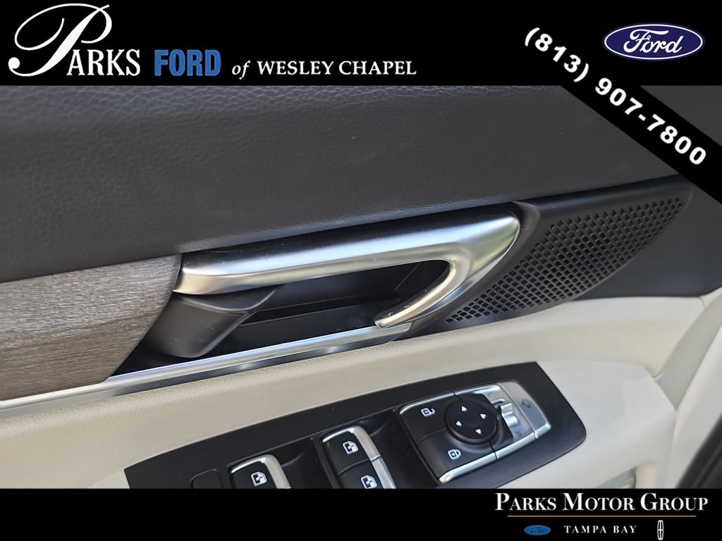 Used 2022 Kia Telluride EX w/ EX Premium Package AWD/4WD image 18