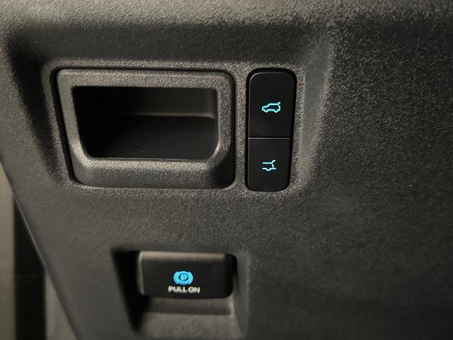 Certified 2025 Ford Expedition Max Active image 19