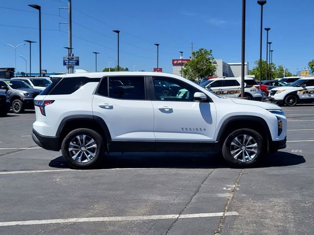 Used 2026 Chevrolet Equinox LT AWD/4WD image 8