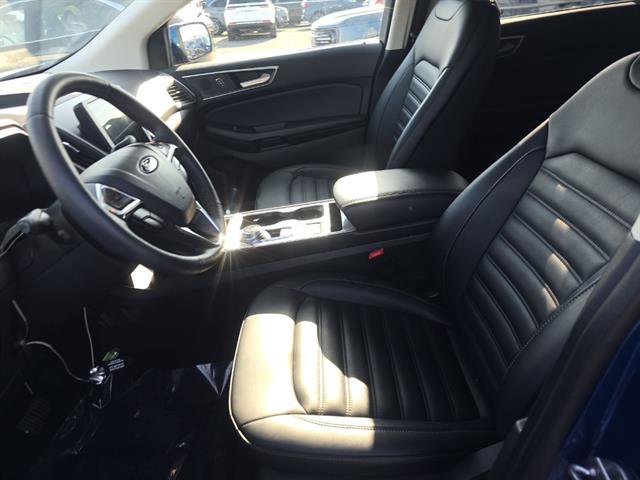 Certified 2024 Ford Edge SEL w/ Convenience Package AWD/4WD image 13