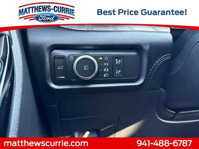 Certified 2021 Ford Explorer Platinum w/ Equipment Group 601A image 27