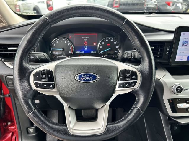 Certified 2021 Ford Explorer XLT RWD image 29