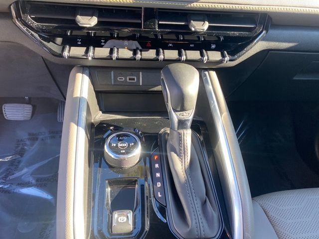 Used 2024 Chevrolet Colorado ZR2 w/ ZR2 Convenience Package III image 19