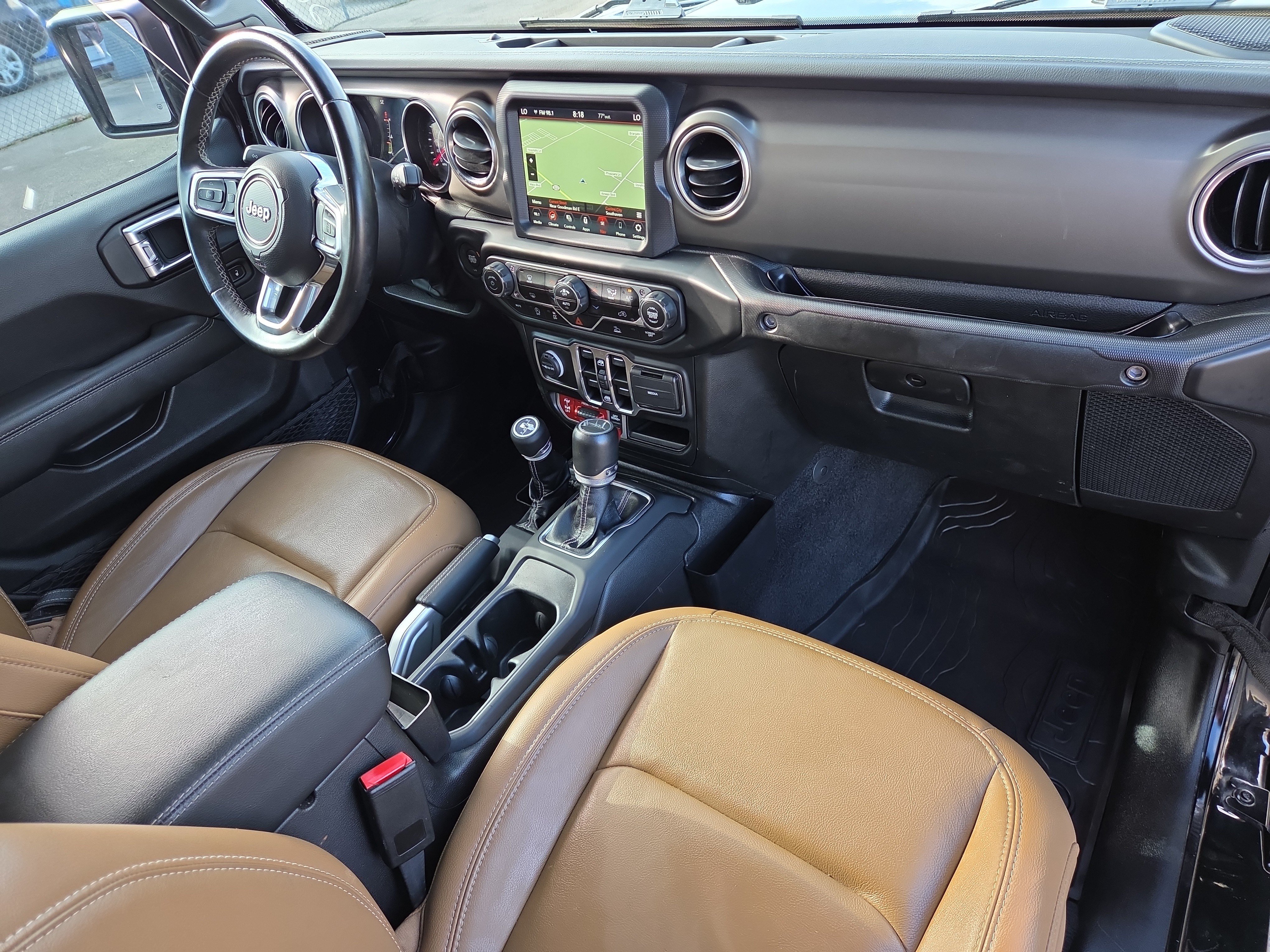 Used 2022 Jeep Gladiator Rubicon w/ LED Lighting Group AWD/4WD image 18
