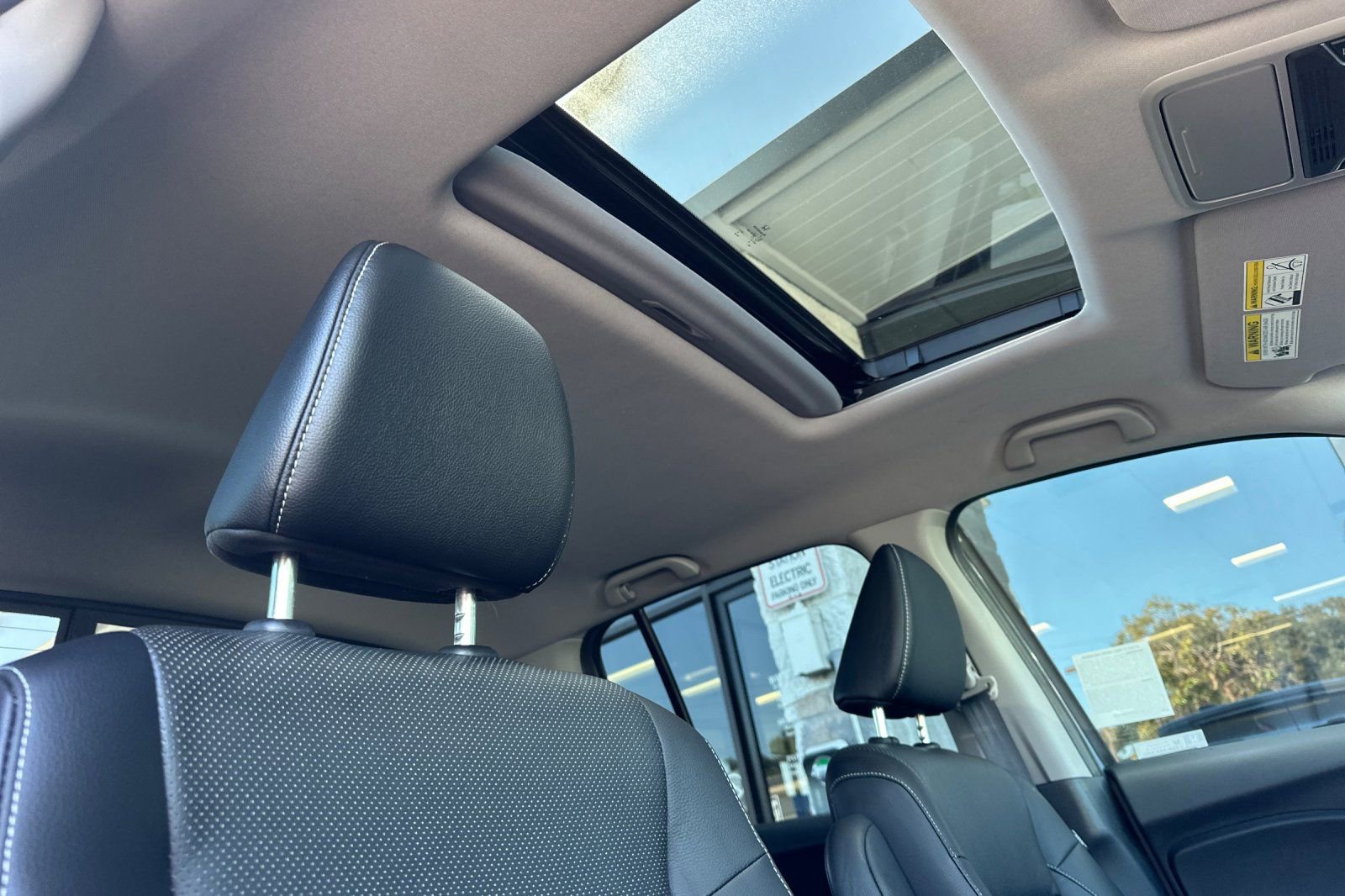 Used 2023 Honda Ridgeline RTL-E image 18