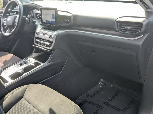 Certified 2022 Ford Explorer XLT RWD image 28