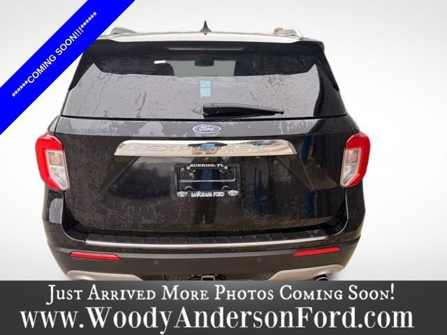 Certified 2022 Ford Explorer Limited w/ Limited Technology Package image 4