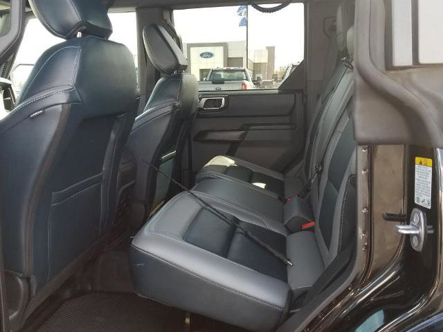 Certified 2024 Ford Bronco Outer Banks w/ Sasquatch Package AWD/4WD image 16