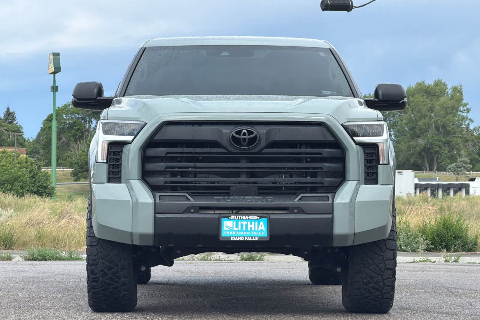 Used 2024 Toyota Tundra SR5 w/ SR5 Premium Package AWD/4WD image 10
