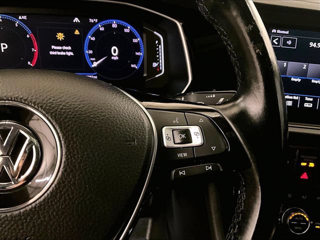 Used 2019 Volkswagen Jetta SEL w/ Cold Weather Package FWD image 18