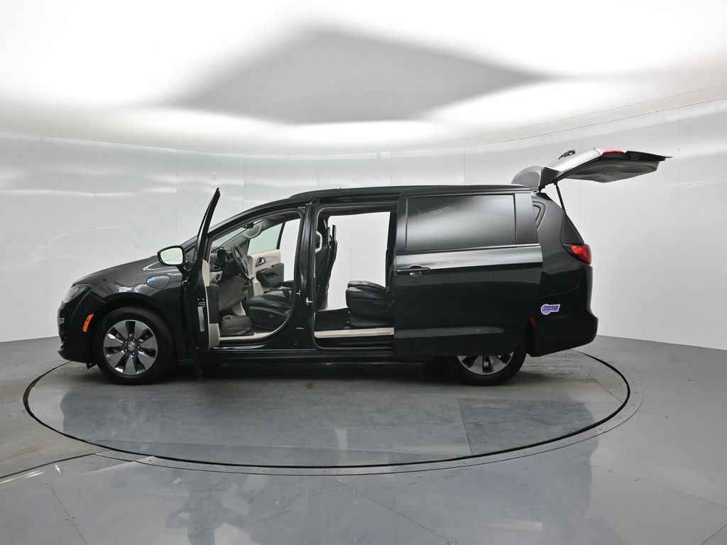 Used 2018 Chrysler Pacifica Limited w/ Advanced Safetytec Group image 58