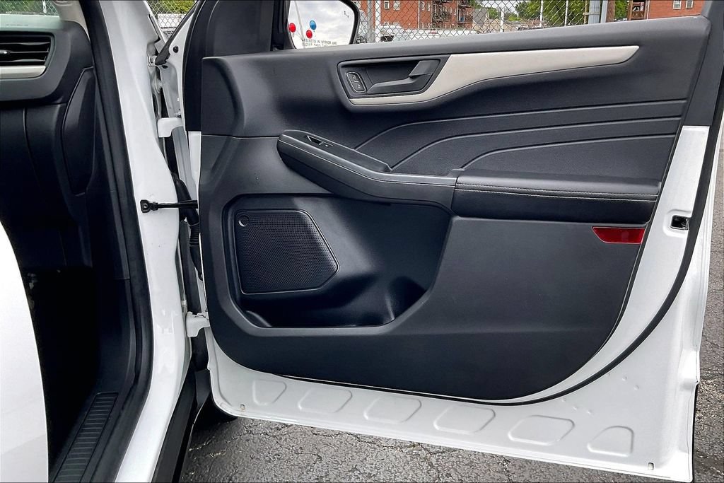 Certified 2022 Ford Escape S AWD/4WD image 23