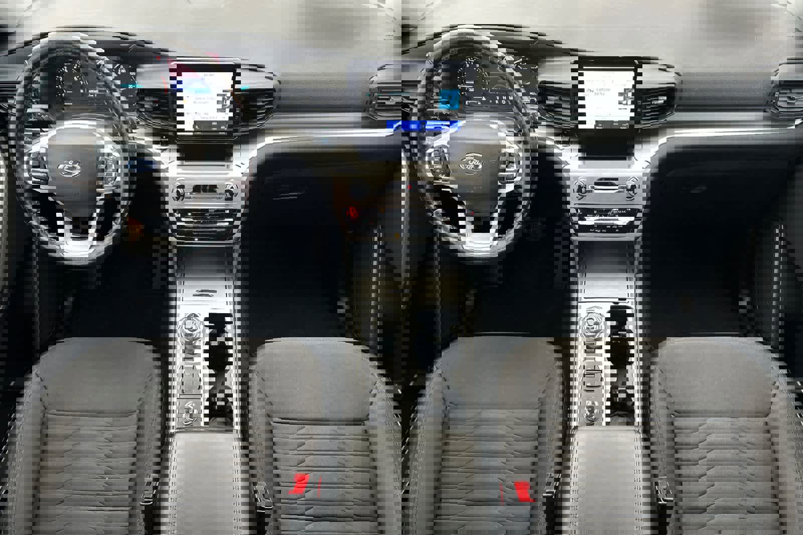 Certified 2021 Ford Explorer XLT w/ Class III Trailer Tow Package image 9