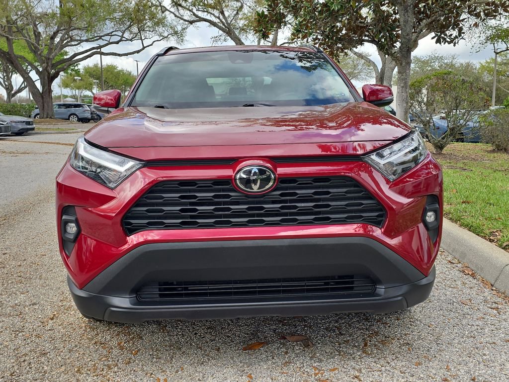 Used 2023 Toyota RAV4 XLE Premium image 2