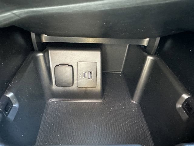 Certified 2025 Ford Explorer ST-Line w/ ST-Line Street Pack image 26