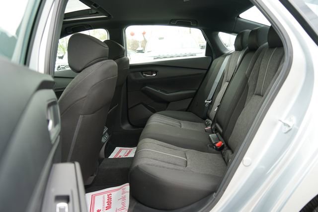 Used 2025 Honda Accord Sport image 8
