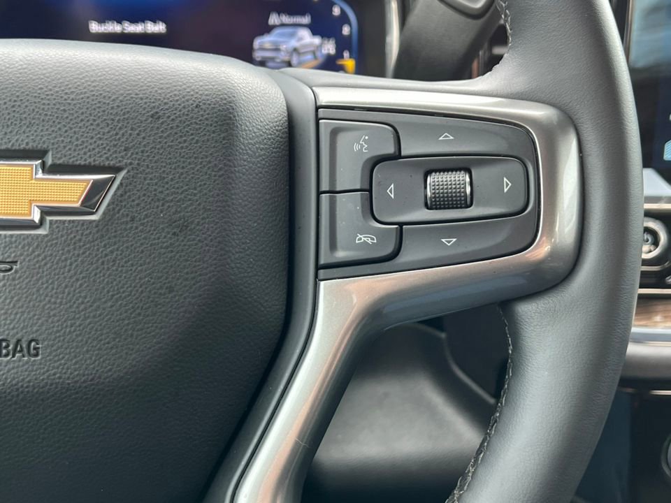Used 2024 Chevrolet Silverado 1500 LT AWD/4WD image 21
