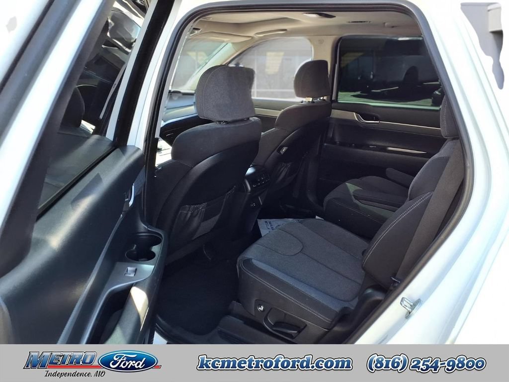 Used 2022 Hyundai Palisade SEL w/ Cargo Package FWD image 31