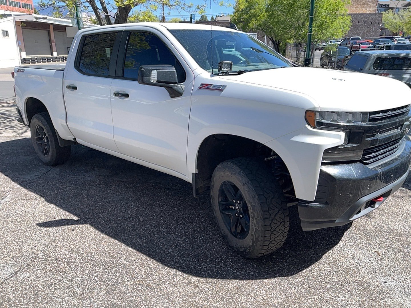 Used 2021 Chevrolet Silverado 1500 LT Trail Boss w/ Convenience Package II AWD/4WD image 3