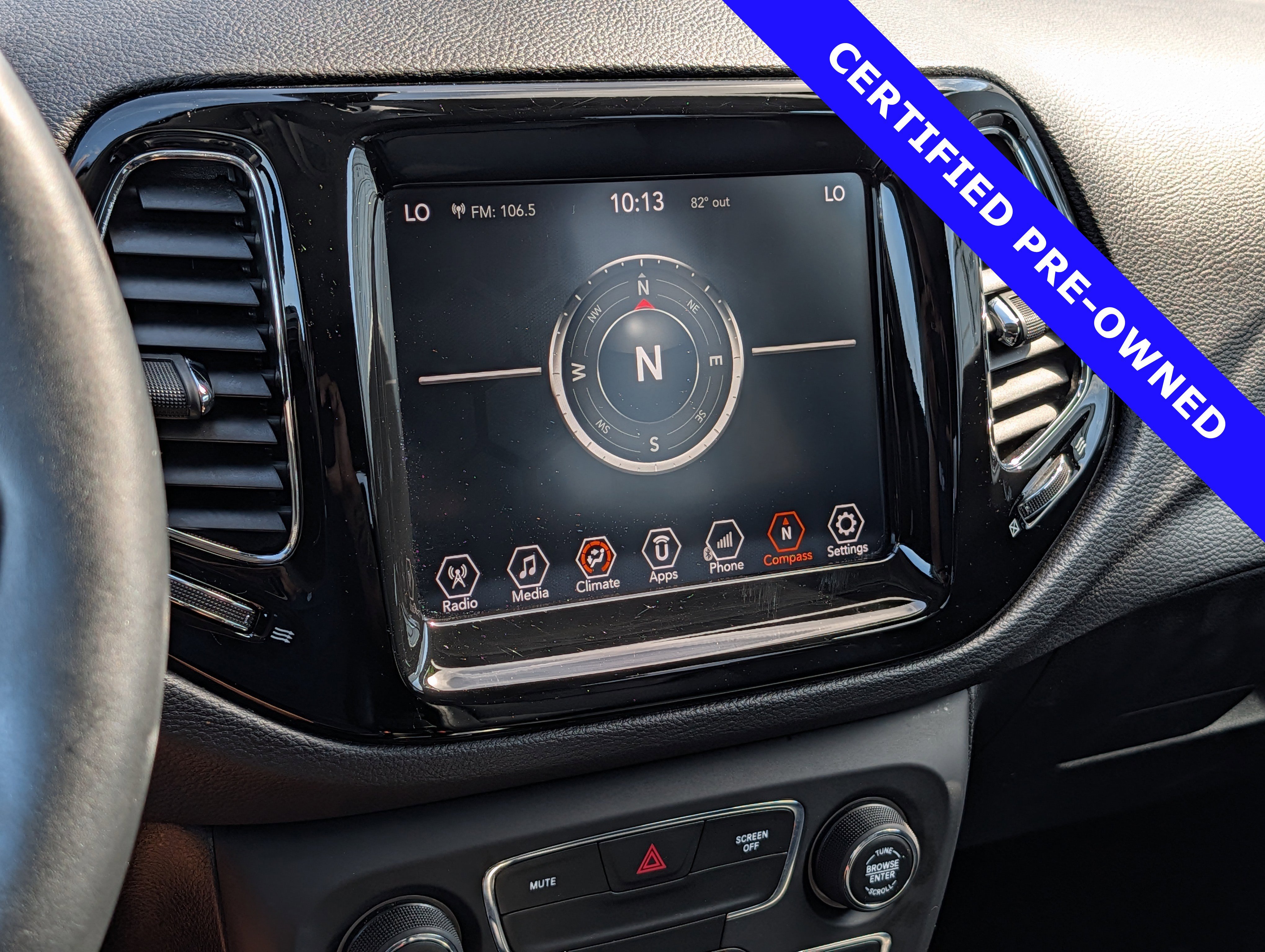 Used 2018 Jeep Compass Limited AWD/4WD image 27